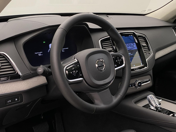Volvo XC90 T8 AWD RECHARGE DARK ULTRA 7m