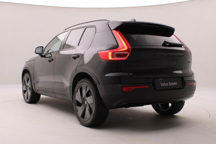 Volvo XC40 B4 PLUS BLACK EDITION AUT CZ