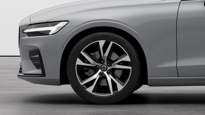 Volvo V60 B4 AUT DARK PLUS