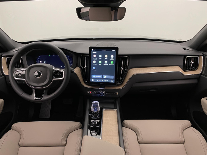 Volvo XC60 B5 AWD AUT DARK PLUS