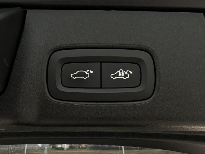 Volvo V90 B4 MOMENTUM Aut 1.maj. 2.0 Momentum