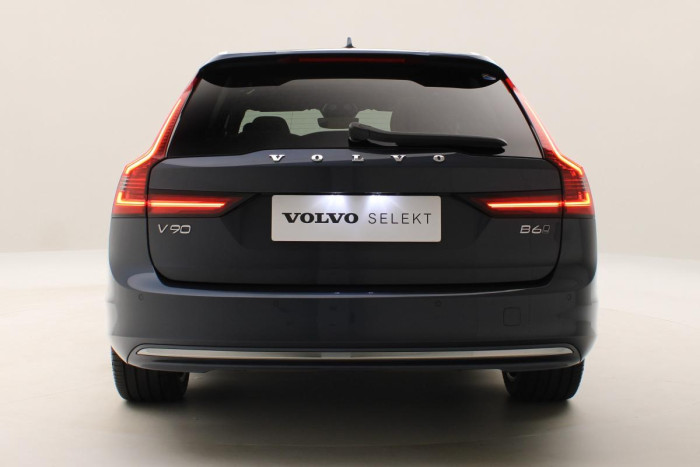 Volvo V90 B6 AWD ULTIMATE AUT CZ 1.maj