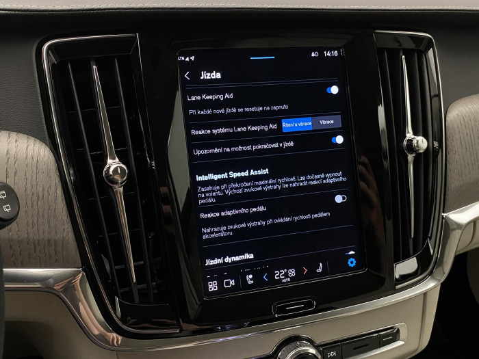 Volvo V90 T6 AWD Plug-in DARK PLUS AUT