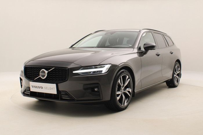 Volvo V60 B4 DARK PLUS AUT 1.maj