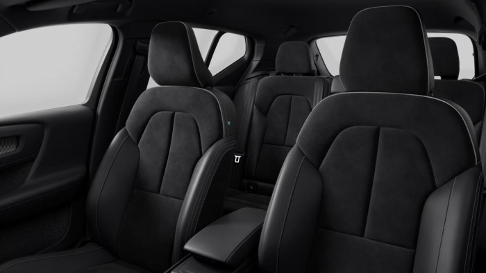 Volvo XC40 B3 AUT DARK PLUS