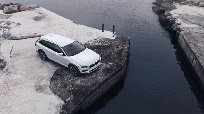 Volvo V90 B4 AWD AUT CROSS COUNTRY PLUS 2.0 Plus