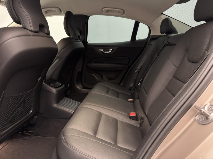Volvo S60 T8 AWD RECHARGE PLUS BRIGHT