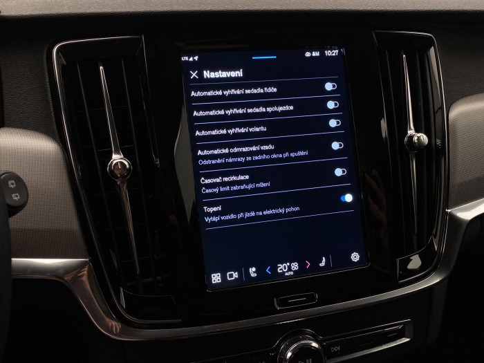 Volvo V90 T6 AWD PLUG-IN DARK PLUS AUT