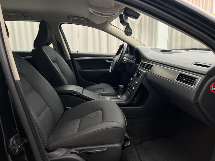 Volvo V70 D5 MOMENTUM AUT 2.4 d Momentum