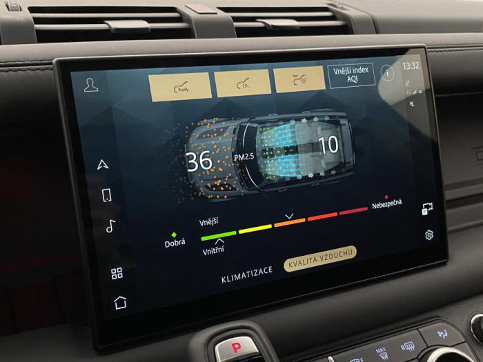 Land Rover Defender 110 V8 P525 AWD AUT REZERVACE 5.0 V8