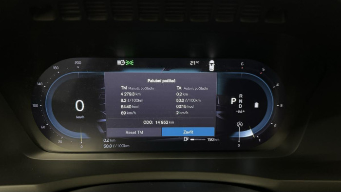 Volvo XC90 B5 AWD ULTIMATE REZERVACE