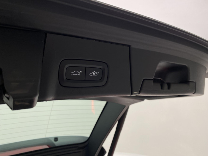 Volvo V90 D4 R-DESIGN AUT 2.0 d