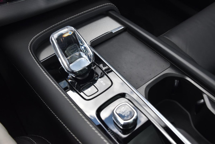 Volvo XC90 B5 AWD PLUS BRIGHT PANORAMA