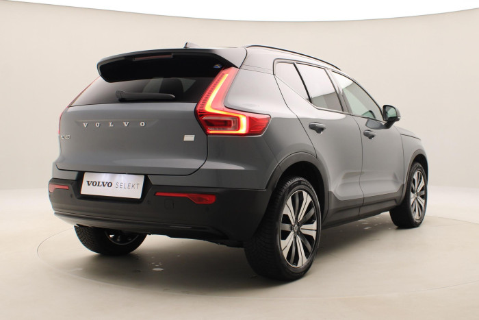 Volvo XC40 CORE SINGLE MOTOR RECHARGE