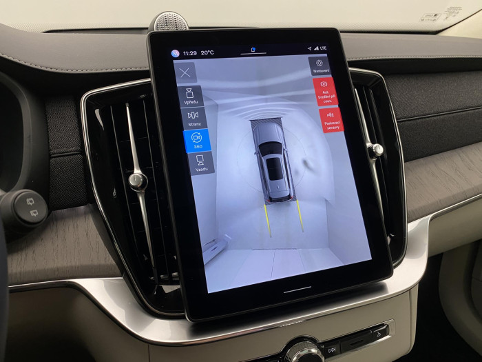 Volvo XC90 T8 AWD RECHARGE DARK ULTRA 7m