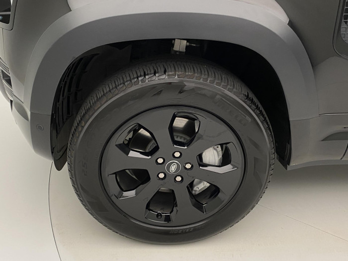 Land Rover Defender D300 SE AWD AUT CZ REZERVACE 3.0 d SE