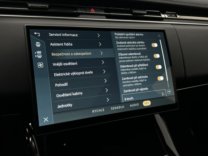 Land Rover Range Rover Sport D300 DYNAMIC HSE AWD Aut 3.0 d Dynamic