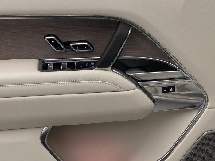 Land Rover Range Rover P530 AUTOBIOGRAPHY REZERVACE