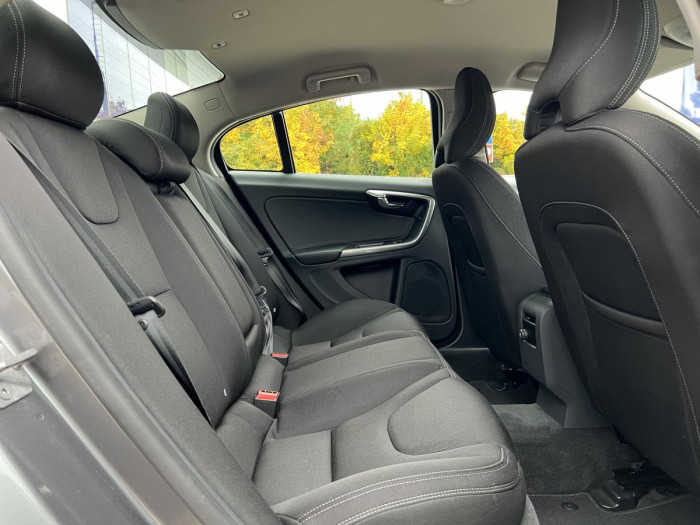 Volvo S60 D2 NAVIGACE 2.0 d