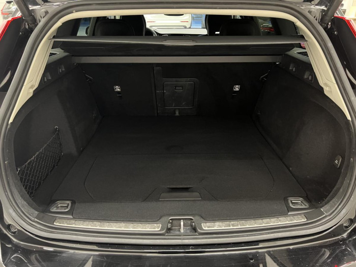 Volvo V60 D3 MOMENTUM 1.maj. 2.0 d Momentum