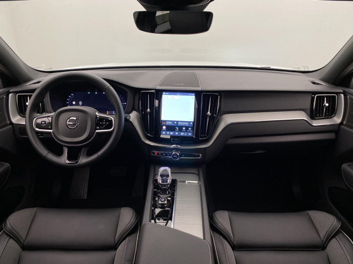Volvo XC60 T6 AWD PLUG-IN DARK PLUS AUT