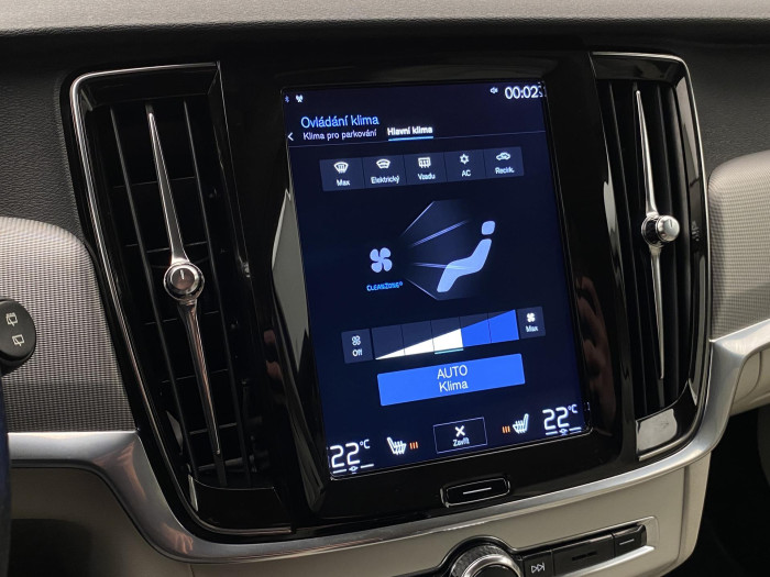 Volvo V90 CC D5 AWD INSCRIPTION AUT CZ 2.0 d CC CC