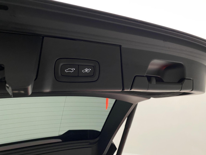 Volvo V90 T6 AWD PLUG-IN DARK PLUS AUT