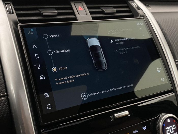 Land Rover Discovery D300 AWD DYNAMIC HSE REZERVACE 3.0 d Dynamic