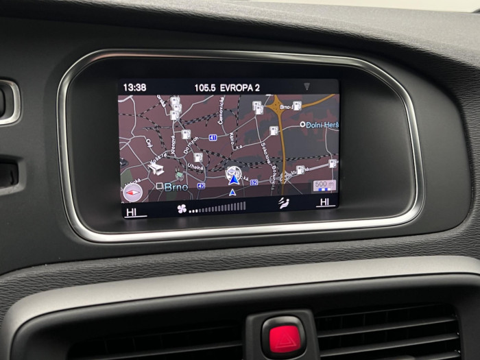 Volvo V40 D2 NAVIGACE 2.0 d