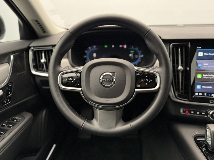 Volvo V90 T6 AWD RECHARGE PLUS DARK AUT