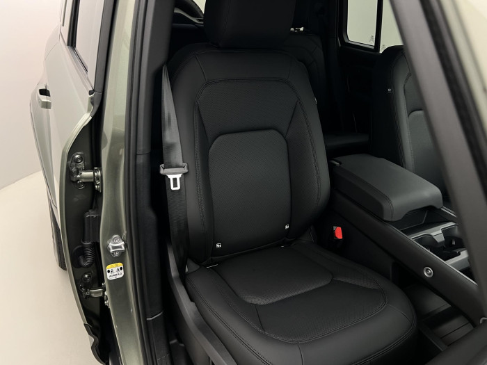 Land Rover Defender 110 D300 X-DYNAMIC SE AWD Aut 3.0 d Dynamic SE