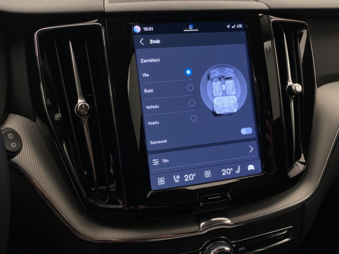 Volvo XC60 B5 AWD DARK PLUS AUT CZ