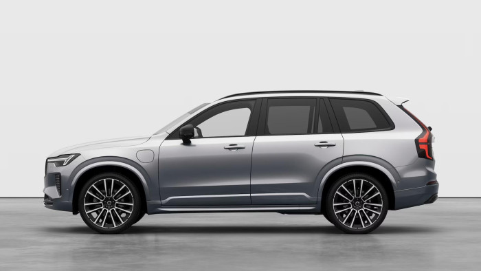 Volvo XC90 T8 AWD RECHARGE DARK ULTRA 7m