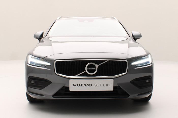 Volvo V60 B4 MOMENTUM PRO AUT REZERVACE 2.0 Momentum