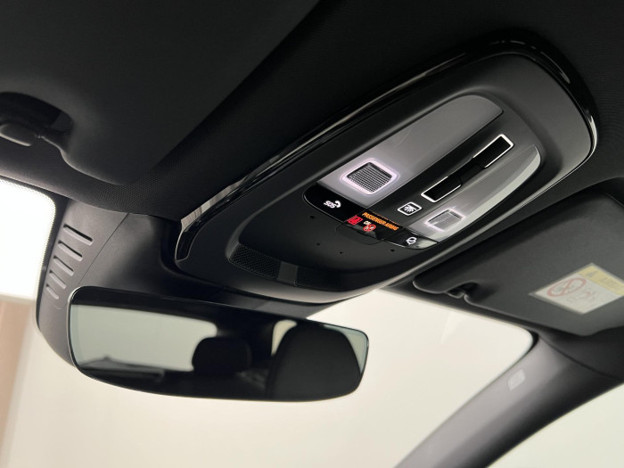 Volvo XC60 T6 AWD RECHARGE ULTRA DARK AUT