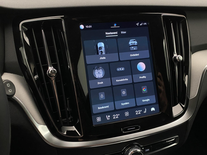 Volvo V60 B4 AUT BRIGHT PLUS