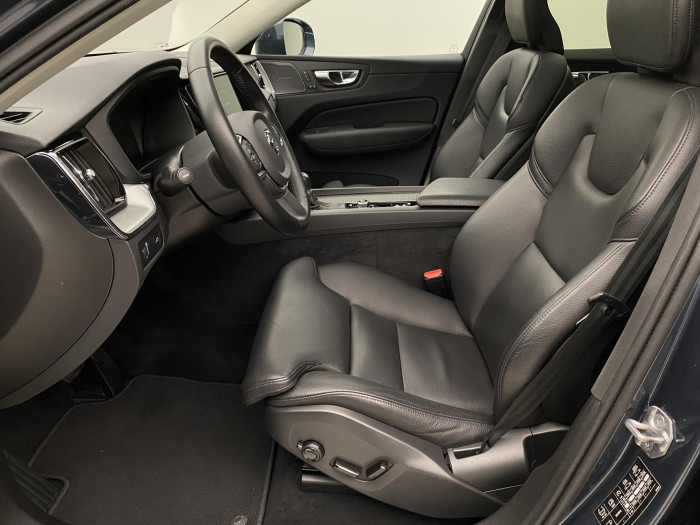 Volvo XC60 T4 MOMENTUM AUT 1.maj 2.0 Momentum