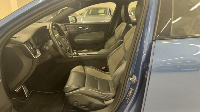 Volvo S60 B5 AWD R-DESIGN AUT 1.maj. CZ