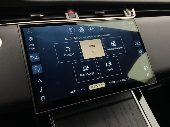 Land Rover Range Rover Evoque P270e DYNAMIC SE AWD AUT 1.5 Dynamic SE