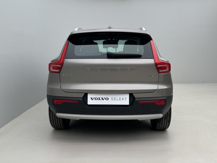 Volvo XC40 T2 MOMENTUM 1.maj. 1.5 Momentum