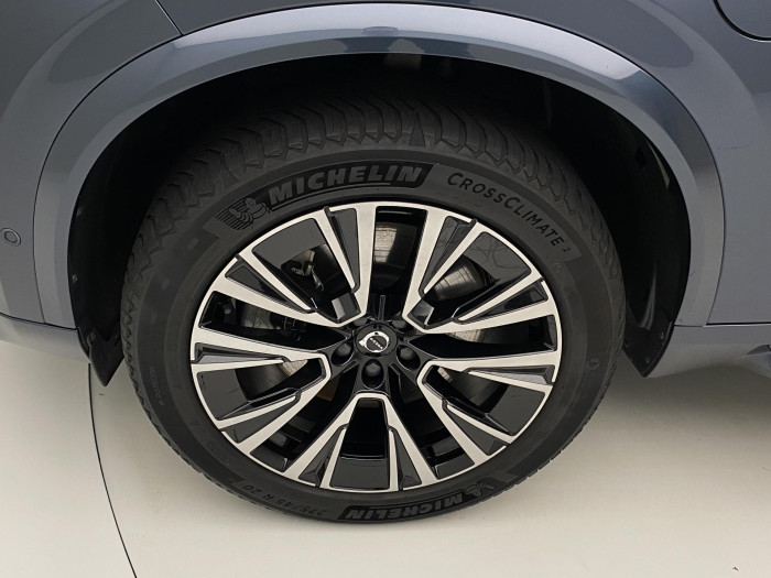 Volvo XC90 T8 AWD ULTIMATE DARK RECHARGE