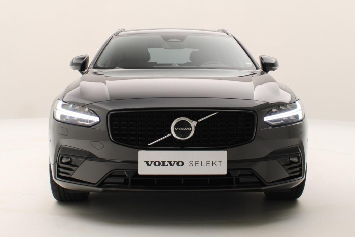 Volvo V90 B5 AWD R-DESIGN AUT 1.maj.