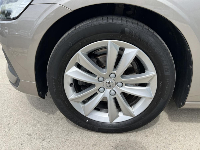 Volvo V60 D3 MOMENTUM 1.maj. 2.0 d Momentum