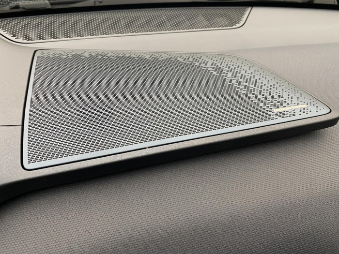 Lynk & Co 08 MORE PHEV