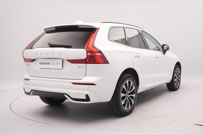 Volvo XC60 B4 AWD DARK PLUS REZERVACE