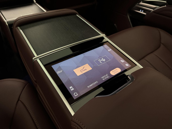 Land Rover Range Rover P530 AUTOBIOGRAPHY REZERVACE