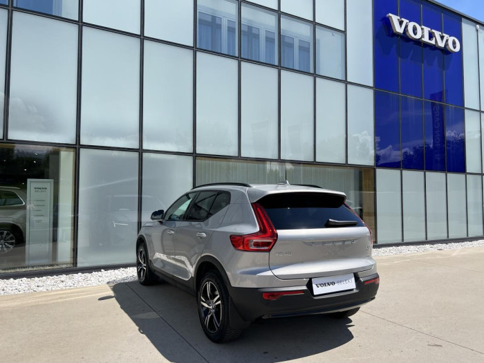 Volvo XC40 B3 DARK PLUS Aut 1.maj. 2.0 Plus