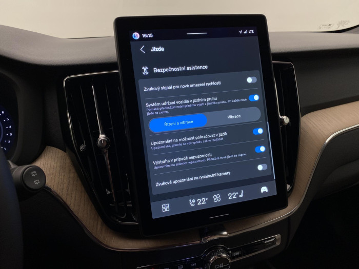 Volvo XC60 B5 AWD AUT DARK PLUS