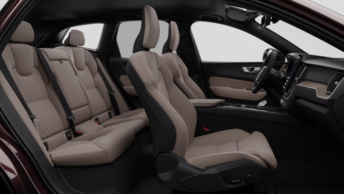 Volvo XC60 B5 AWD AUT DARK PLUS