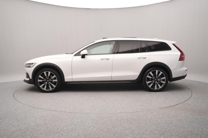 Volvo V60 CC T5 AWD PRO AUT CZ 2.0 CC CC